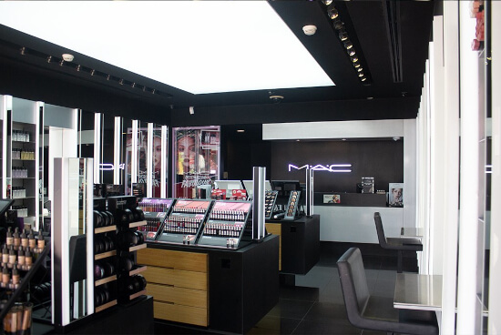 MAC PLAZA DANIEL LEO